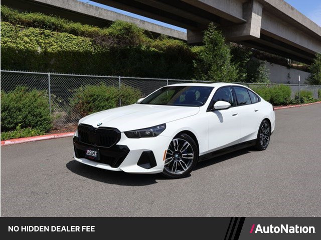 Used 2024 BMW 540i xDrive w/ Premium Package