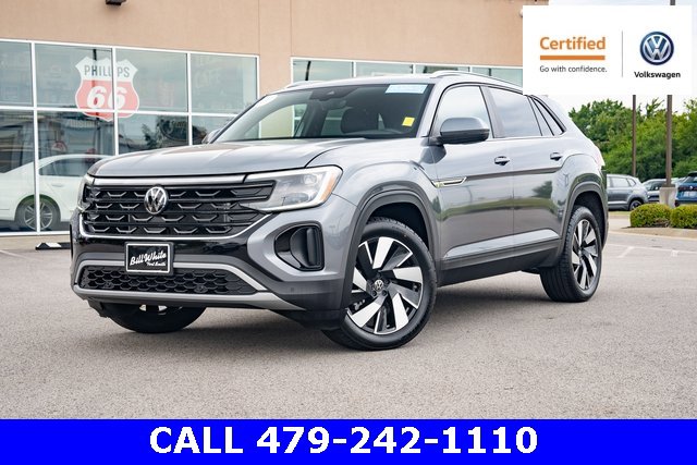 Certified 2024 Volkswagen Atlas Cross Sport SE image 2