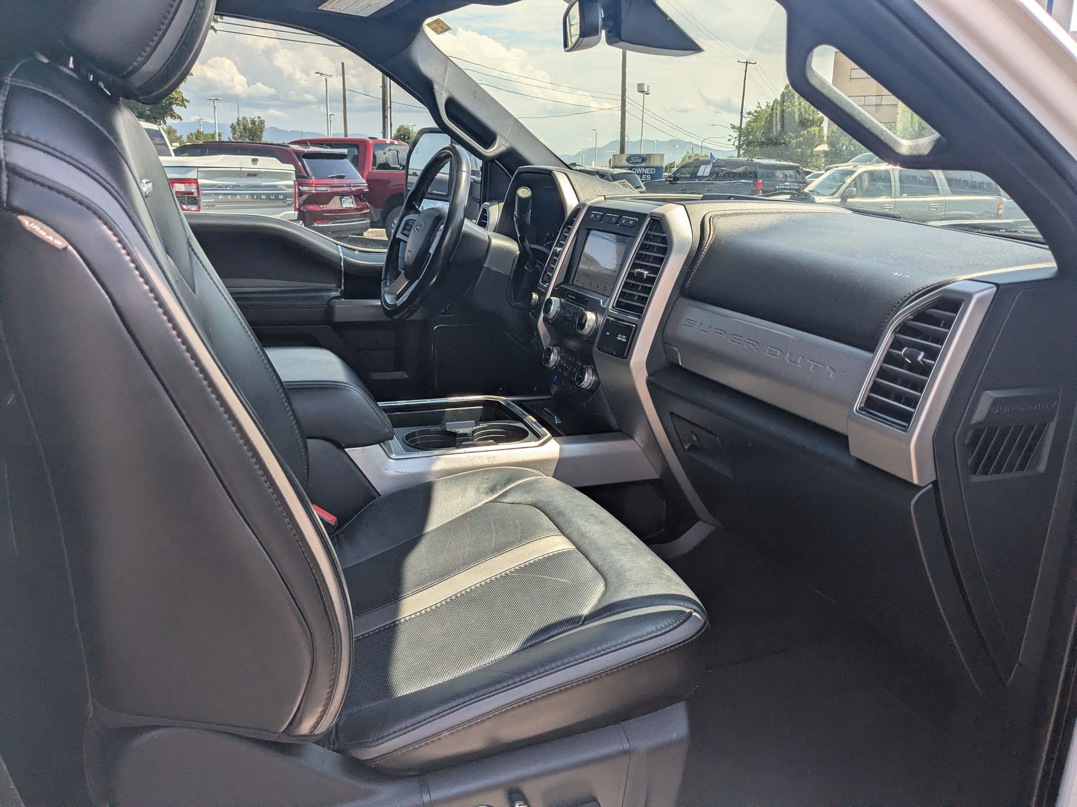 Used 2019 Ford F450 Platinum w/ Platinum Ultimate Package AWD/4WD image 30