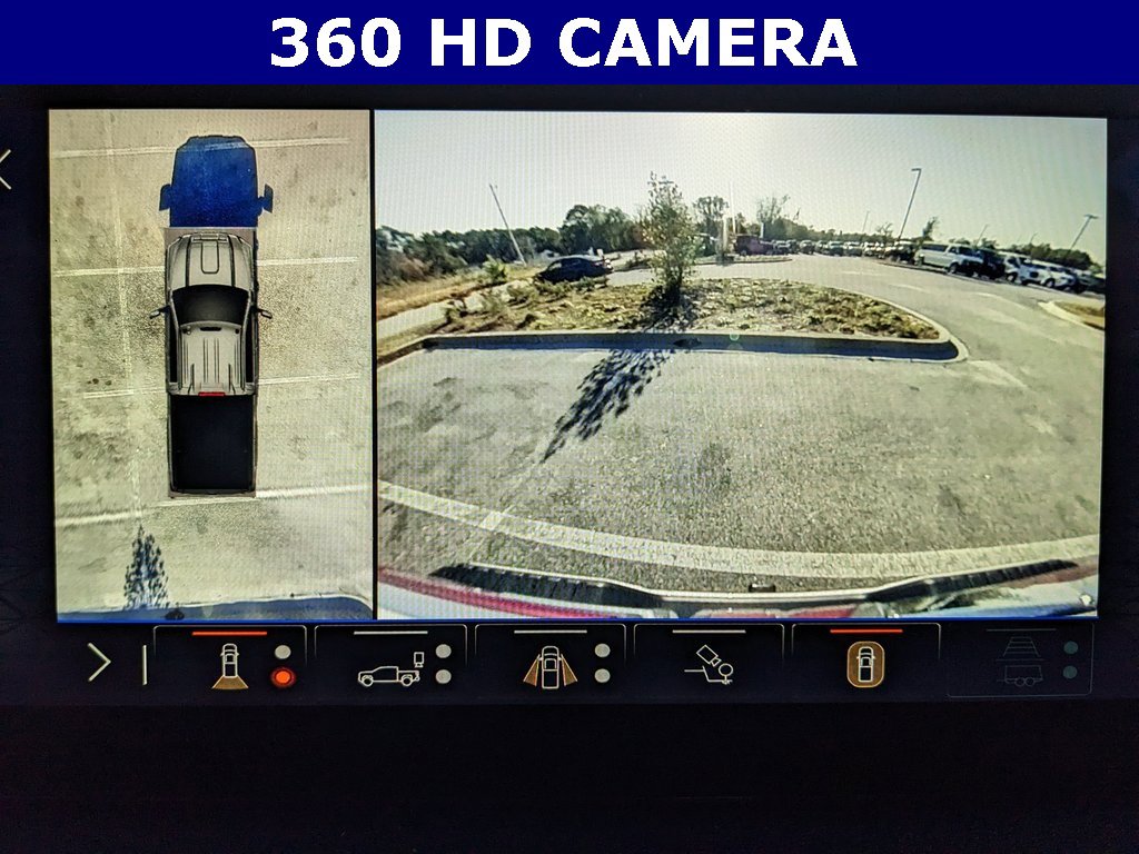 Used 2024 GMC Sierra 2500 AT4 image 4