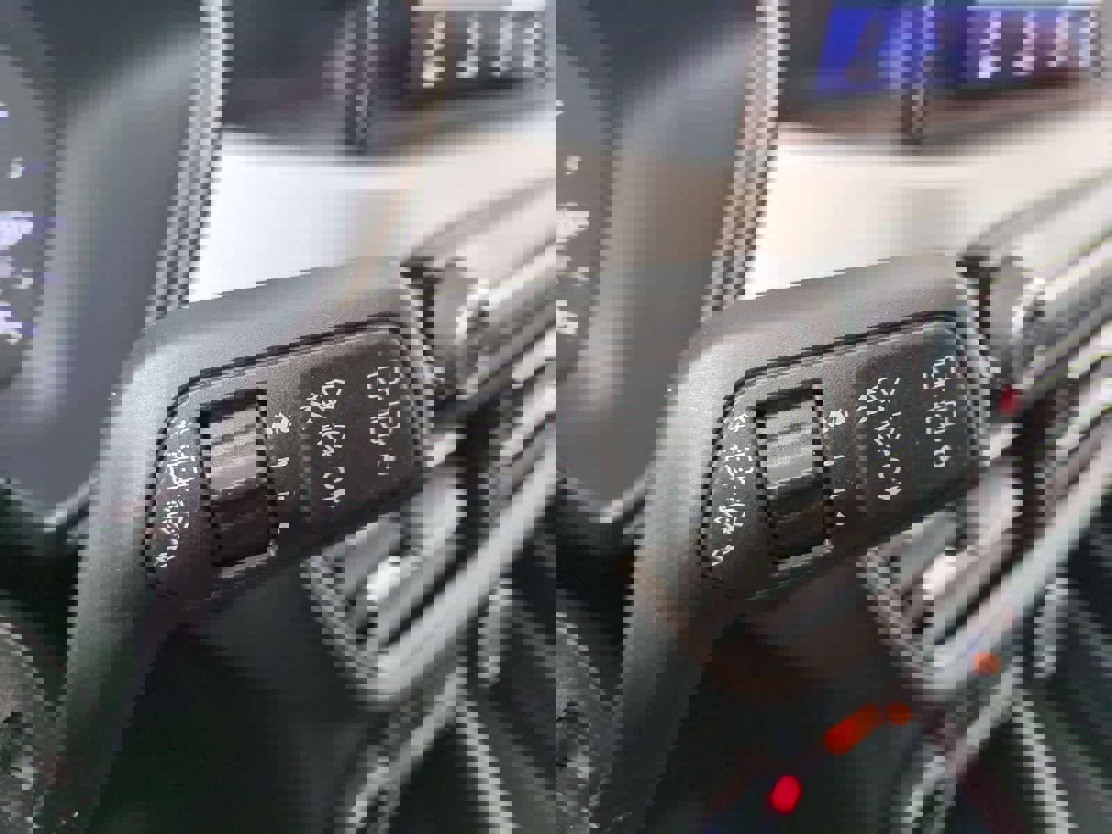 Used 2022 Ford Escape SE w/ Convenience Package image 25