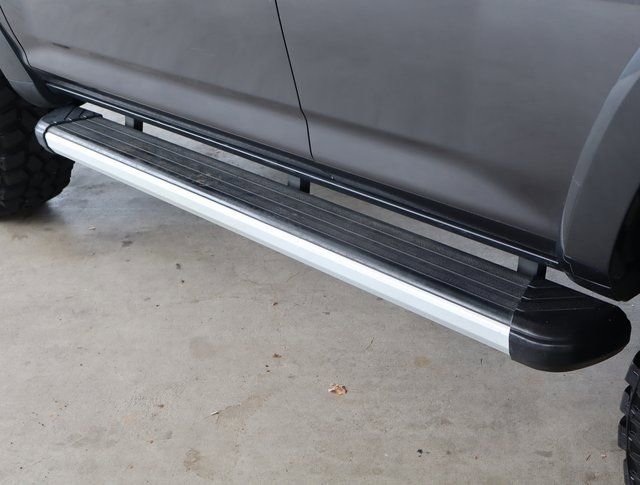 Used 2017 Toyota 4Runner SR5 Premium image 13