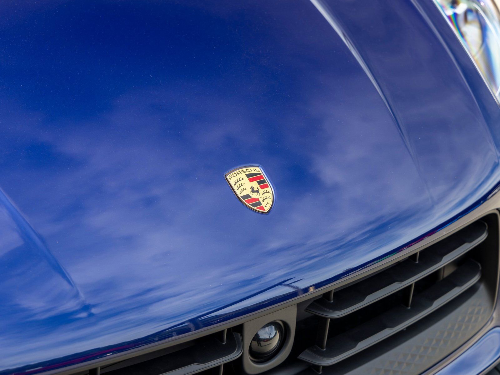 New 2025 Porsche Macan image 16