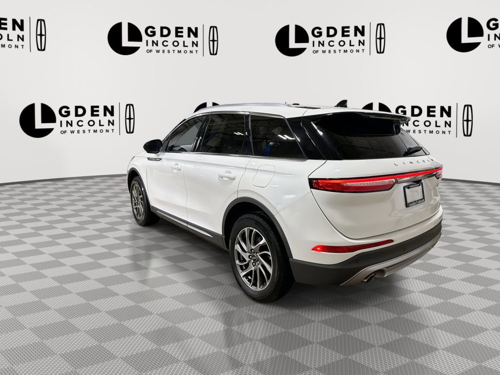 Certified 2022 Lincoln Corsair AWD w/ Equipment Group 101A image 6