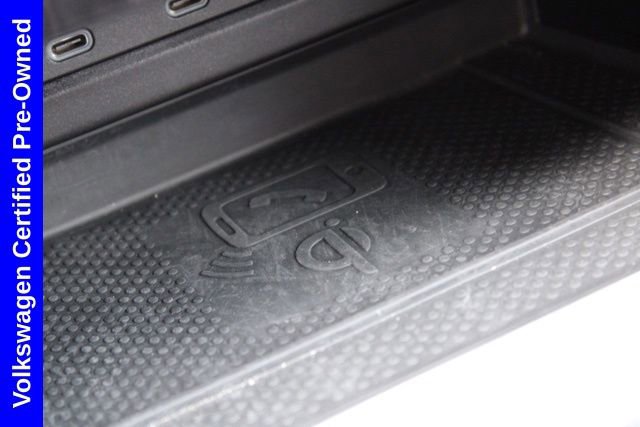 Used 2024 Volkswagen Tiguan SE R-Line image 43