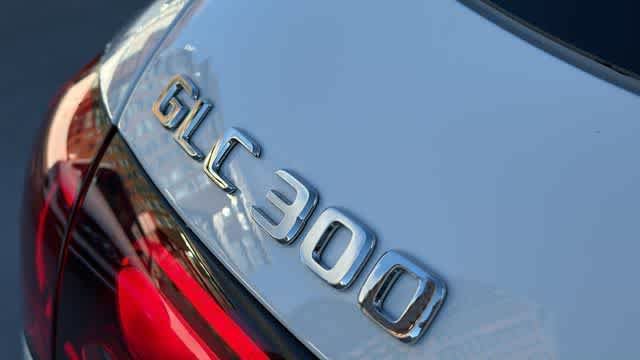 Certified 2026 Mercedes-Benz GLC 300 4MATIC image 9