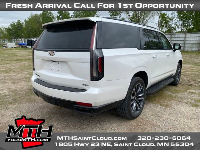 Used 2021 Cadillac Escalade ESV Sport w/ Heavy-Duty Trailer Package AWD/4WD image 8