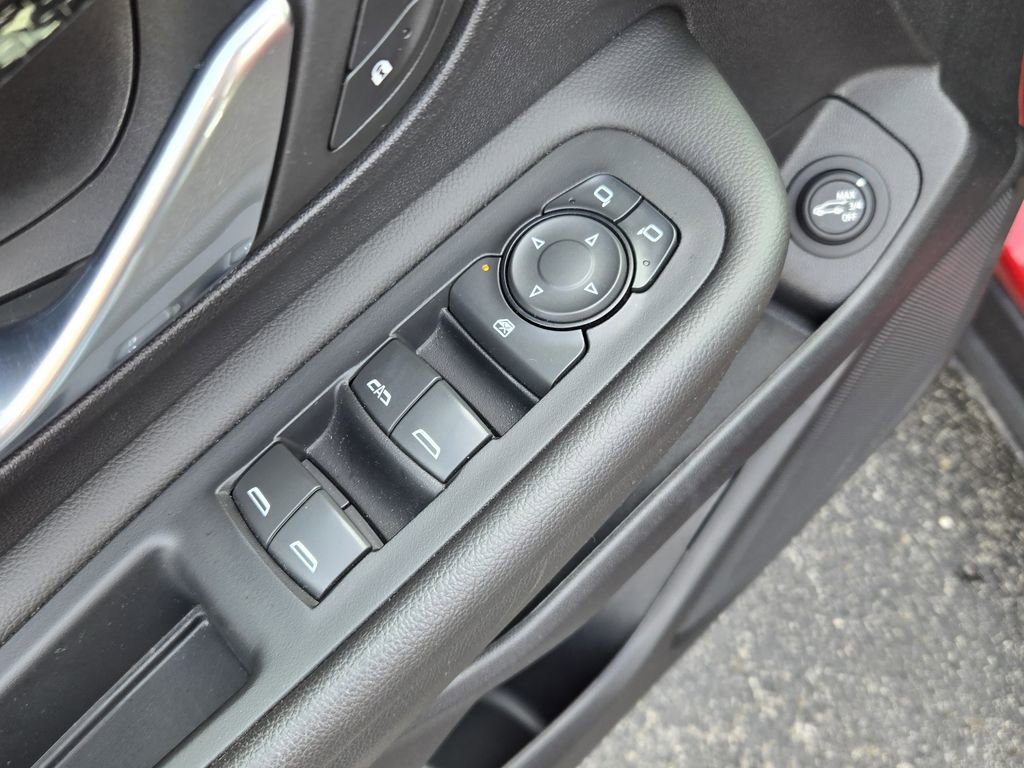 Used 2023 GMC Terrain AT4 w/ Tech Package image 21