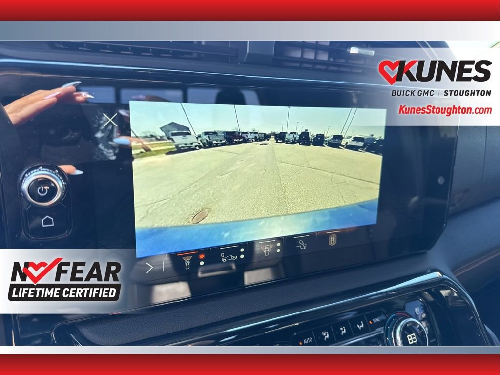 Used 2025 GMC Sierra 1500 AT4 w/ AT4 Premium Package AWD/4WD image 36