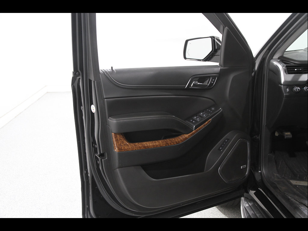 Used 2018 Chevrolet Tahoe Premier AWD/4WD image 4