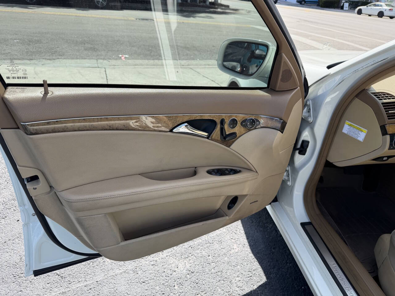 Used 2007 Mercedes-Benz E 350 4MATIC Sedan image 12