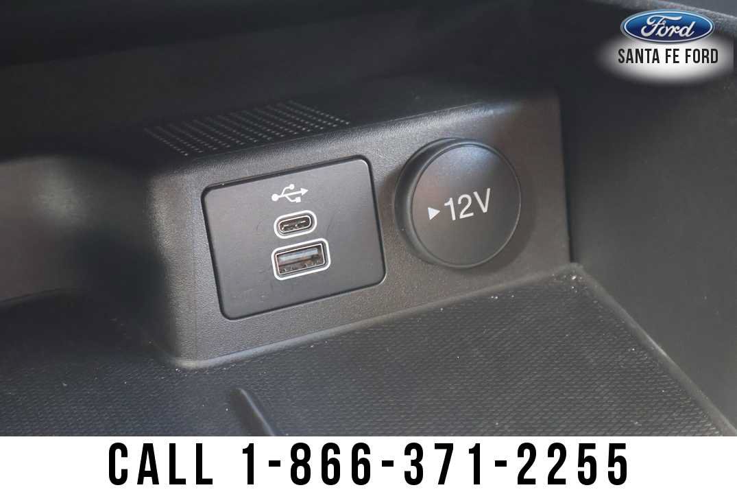Used 2025 Ford Escape SE FWD image 36
