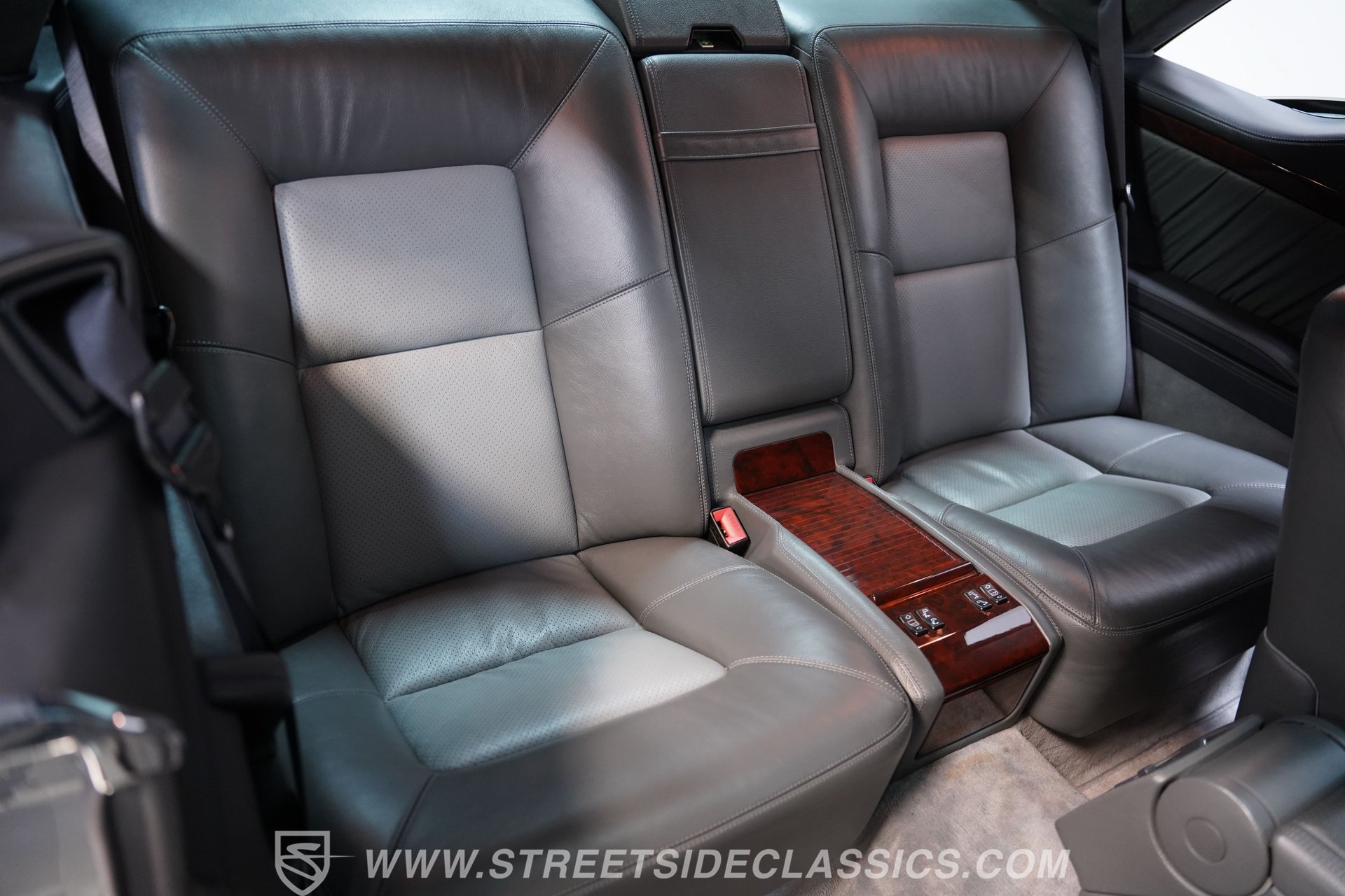 Used 1995 Mercedes-Benz S 600 Coupe image 36