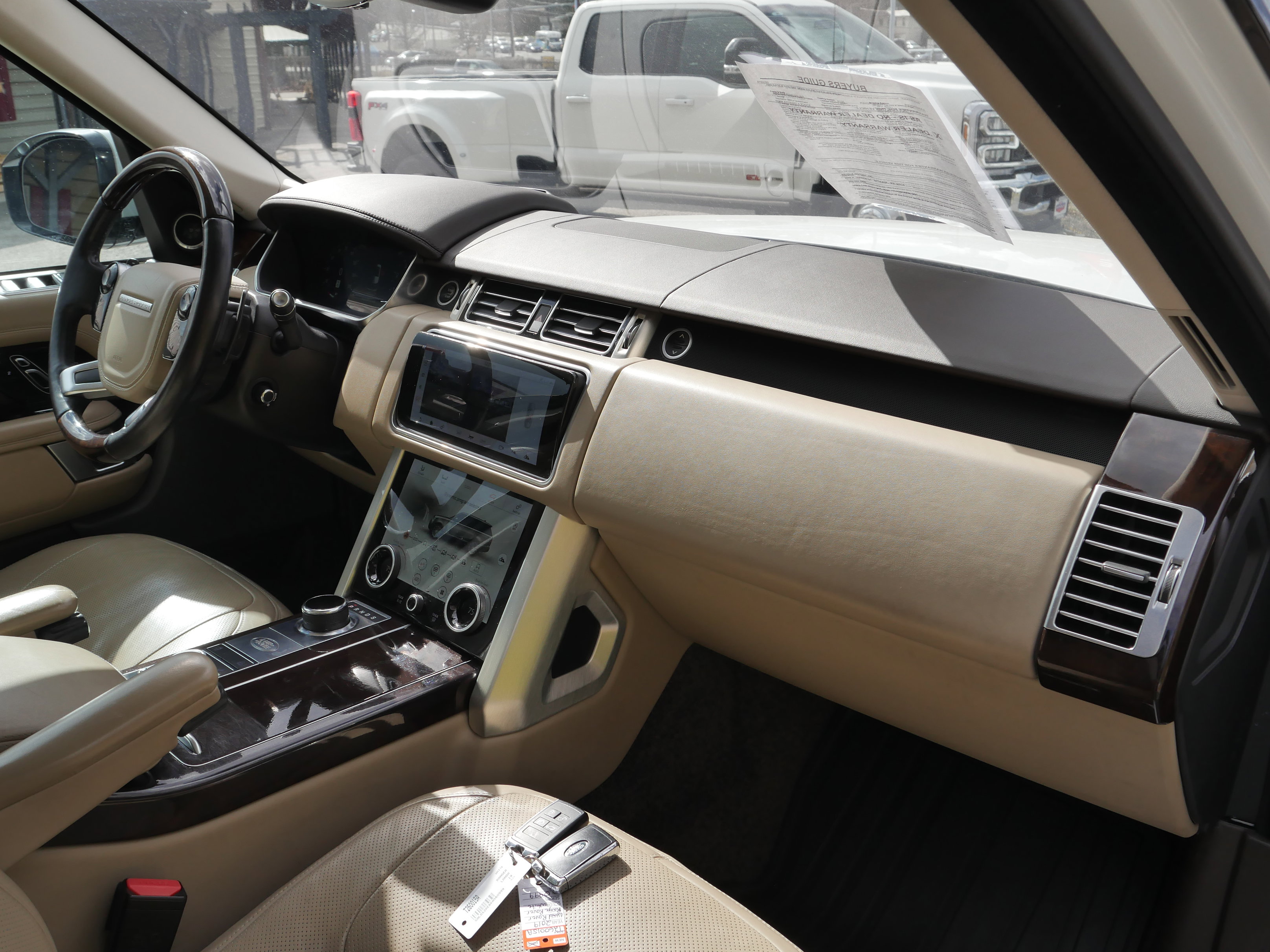 Used 2019 Land Rover Range Rover Supercharged image 33