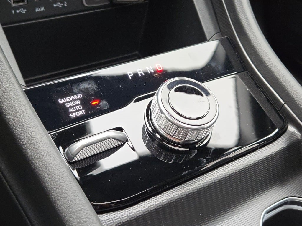 New 2025 Jeep Grand Cherokee Limited w/ MOPAR Finishing Package image 28