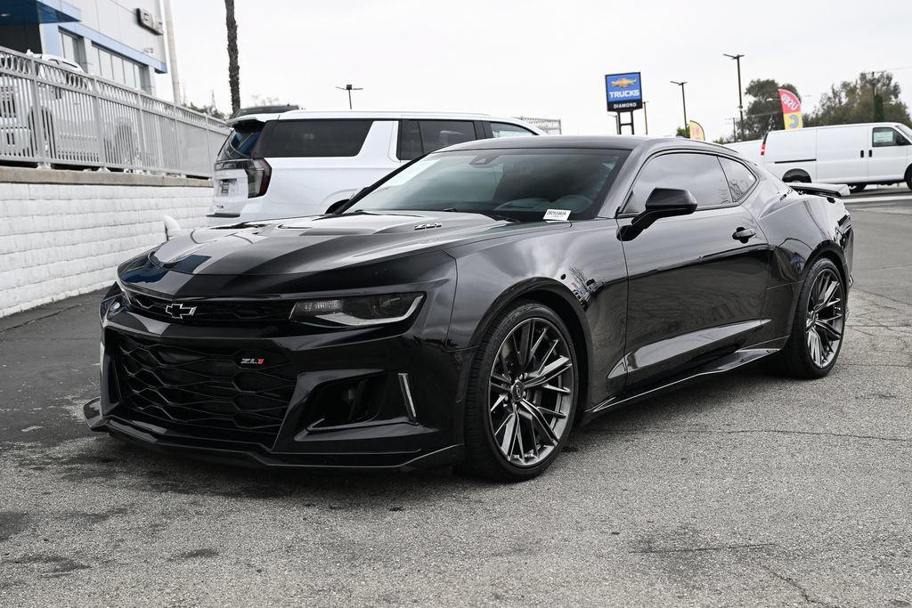 Used 2023 Chevrolet Camaro ZL1 RWD image 9