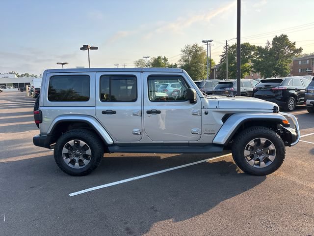 Used 2019 Jeep Wrangler Unlimited Sahara AWD/4WD image 27