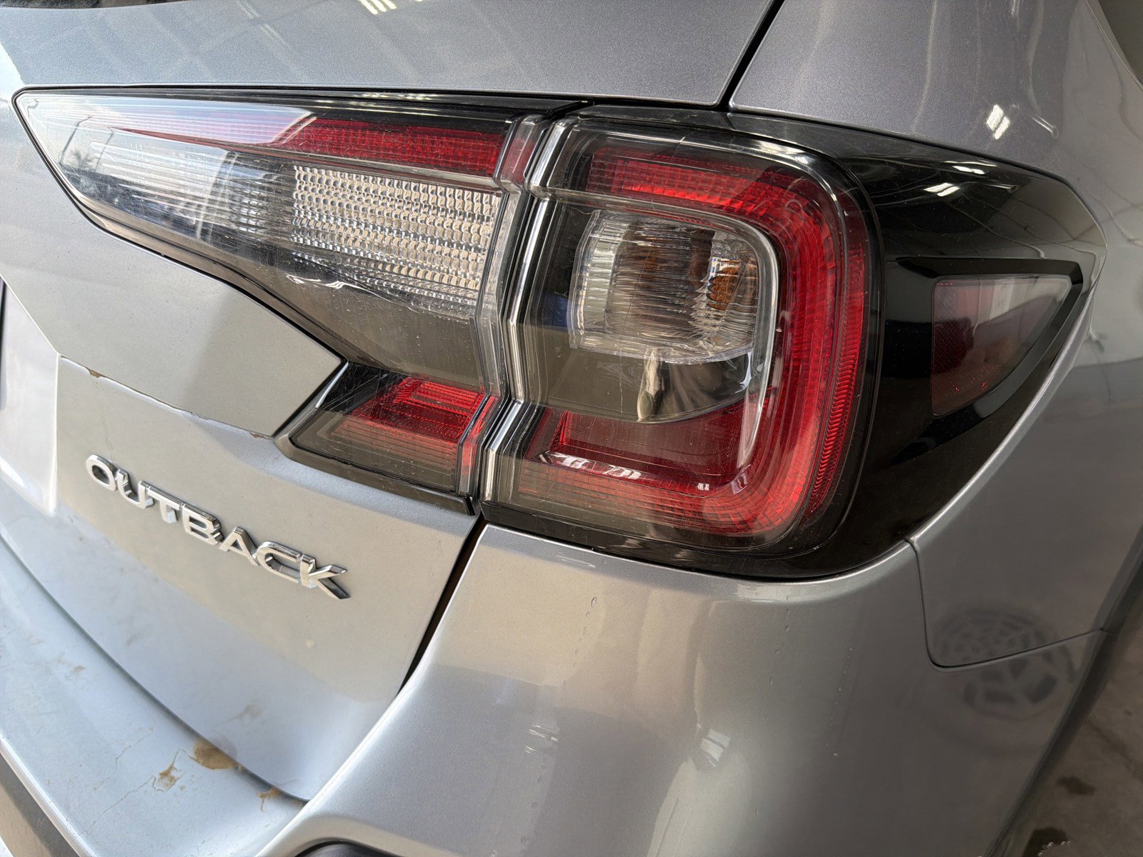 Certified 2023 Subaru Outback Limited image 11