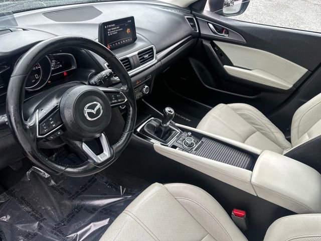 Used 2017 MAZDA MAZDA3 Grand Touring image 33