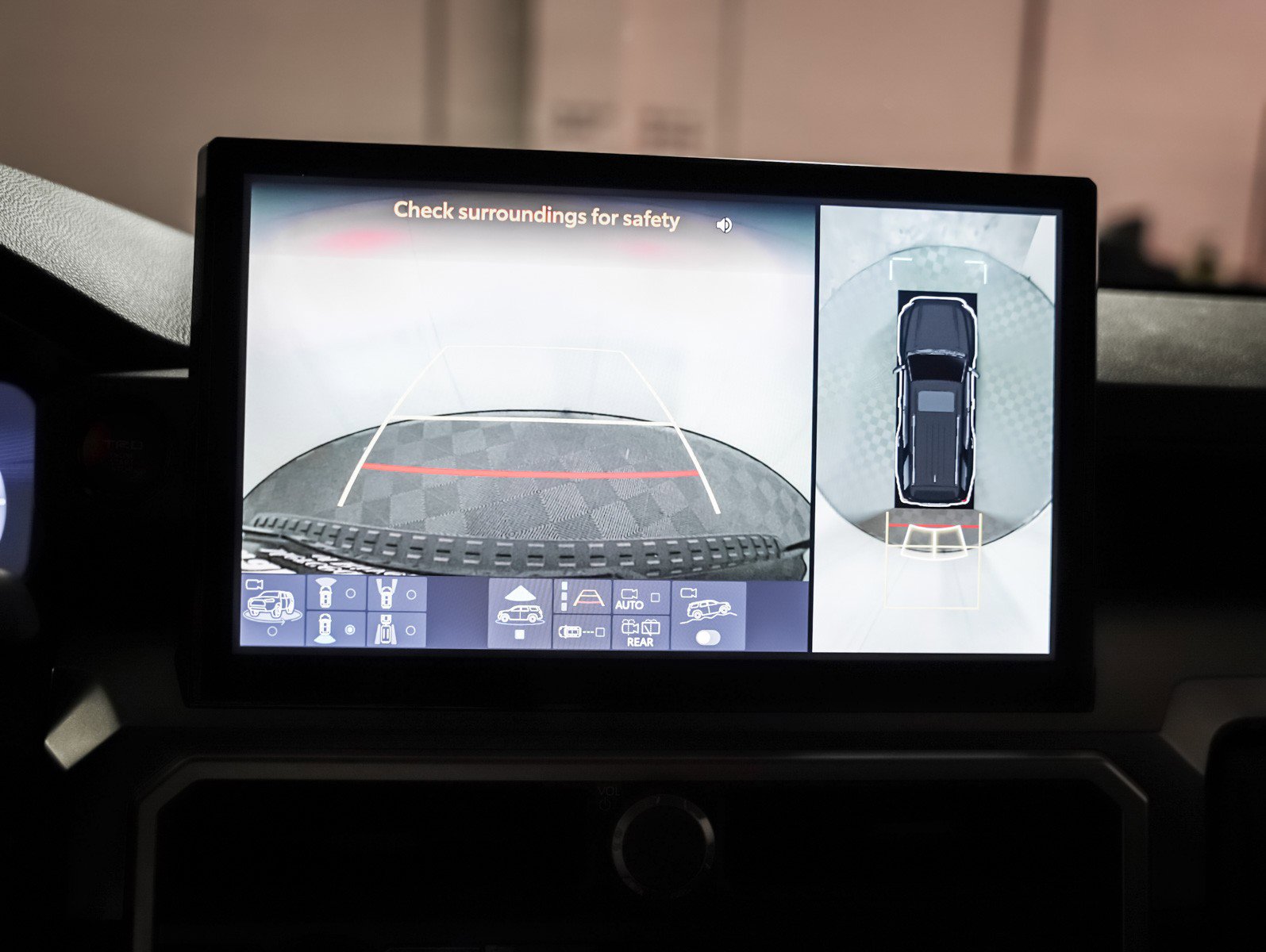 Used 2025 Toyota 4Runner TRD Off-Road Premium w/ Tow Technology Package image 22