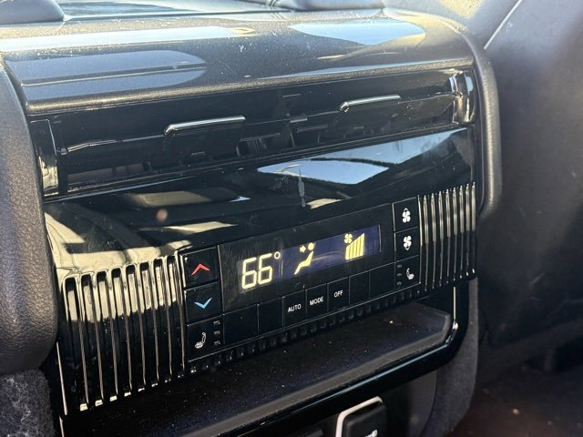 Used 2022 Jeep Wagoneer Series I w/ Convenience Group I image 23