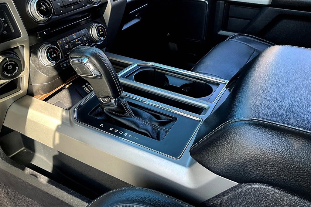 Used 2016 Ford F150 Lariat w/ Equipment Group 502A Luxury image 12