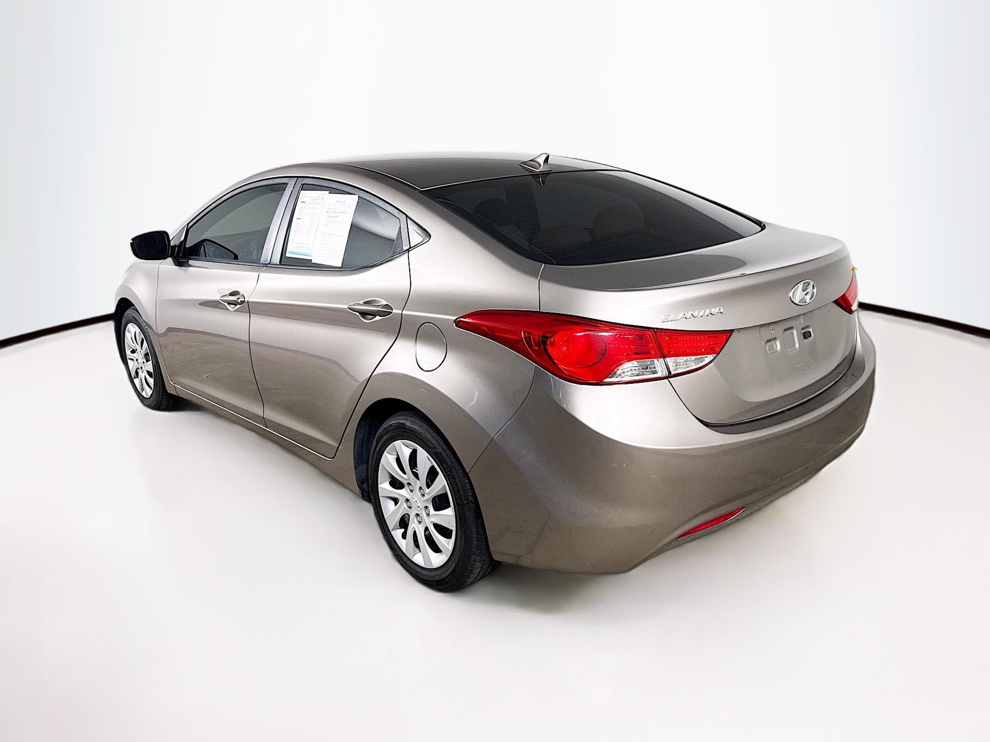 Used 2011 Hyundai Elantra GLS FWD image 27