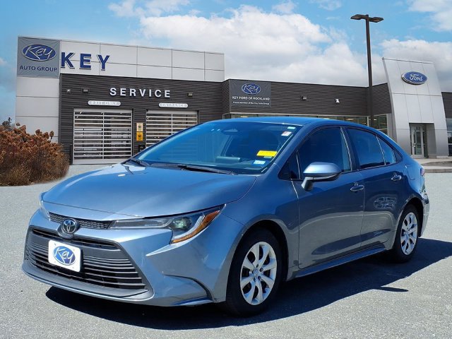 Used 2024 Toyota Corolla LE FWD image 1
