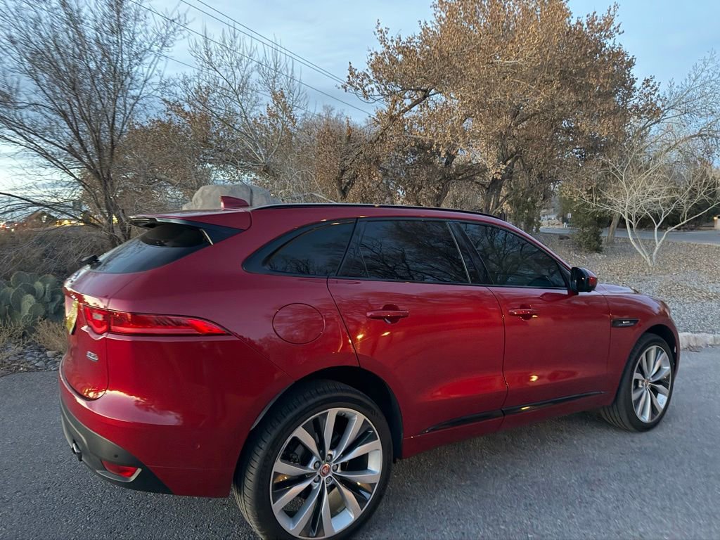 Used 2017 Jaguar F-PACE R-Sport AWD/4WD image 16