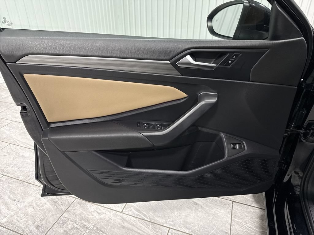 Used 2019 Volkswagen Jetta SEL FWD image 23