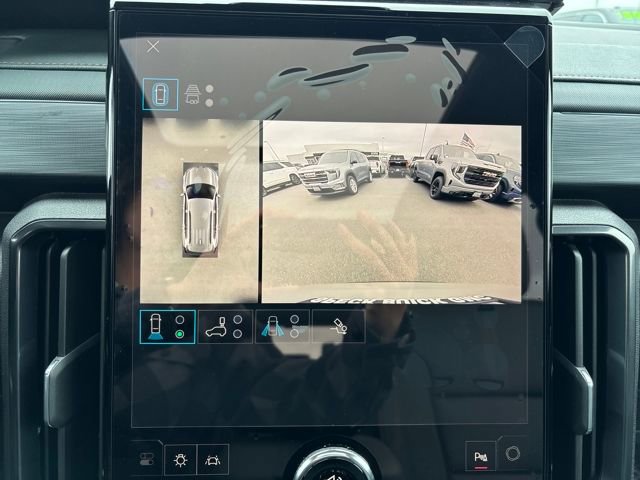 New 2026 GMC Acadia AT4 w/ Luxury Package image 17