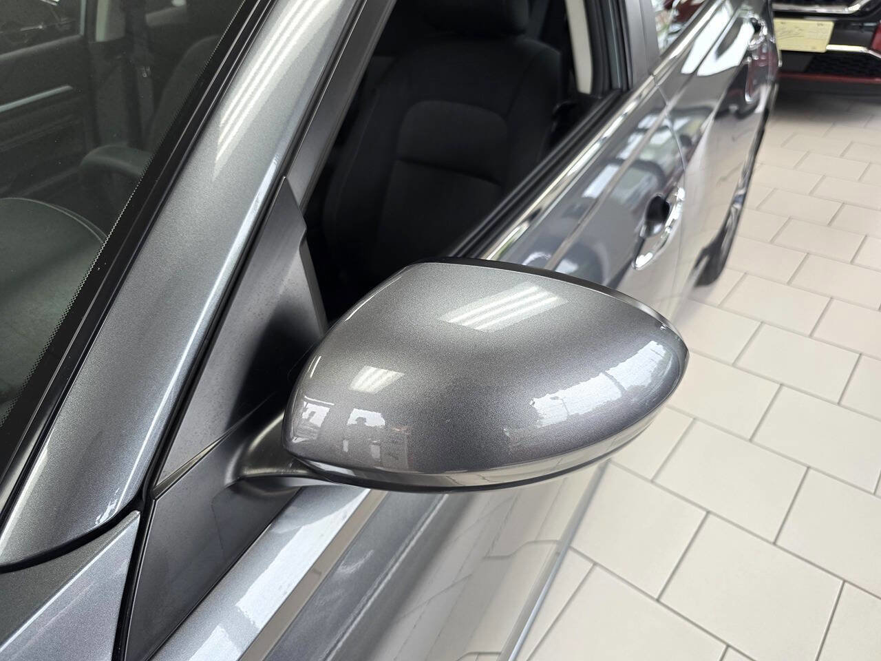 Used 2023 Nissan Altima 2.5 SV w/ SV Premium Package FWD image 9