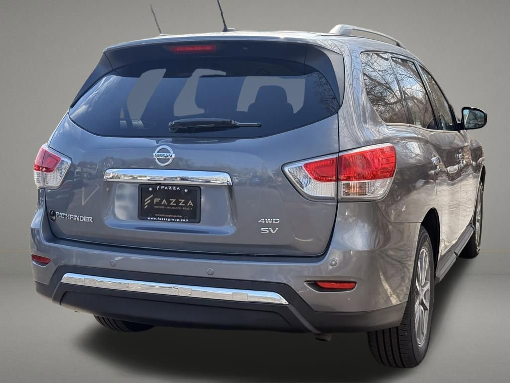 Used 2016 Nissan Pathfinder SV image 5