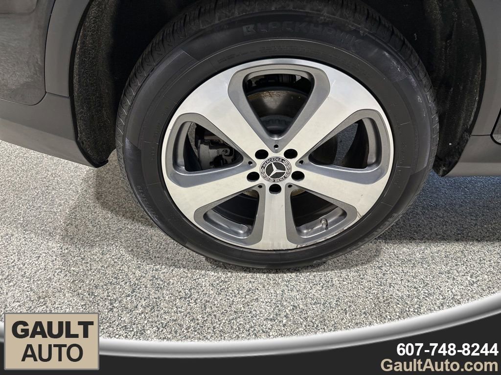 Used 2022 Mercedes-Benz GLC 300 4MATIC image 21