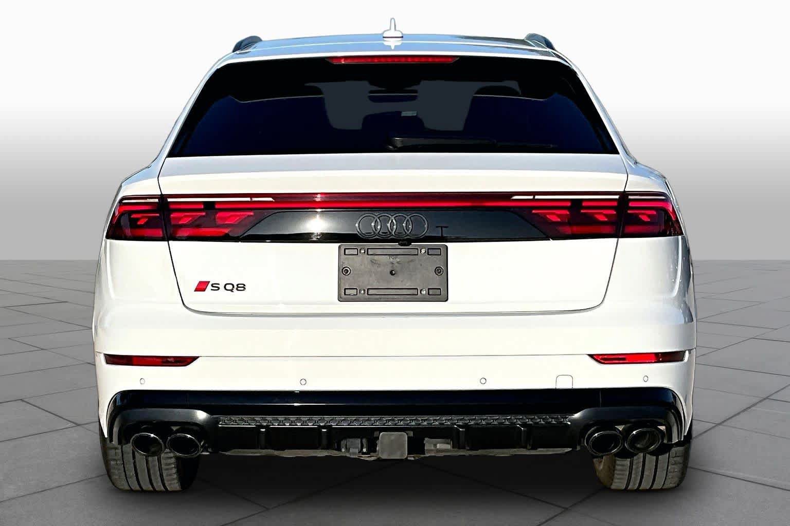 Used 2024 Audi SQ8 Prestige AWD/4WD image 5
