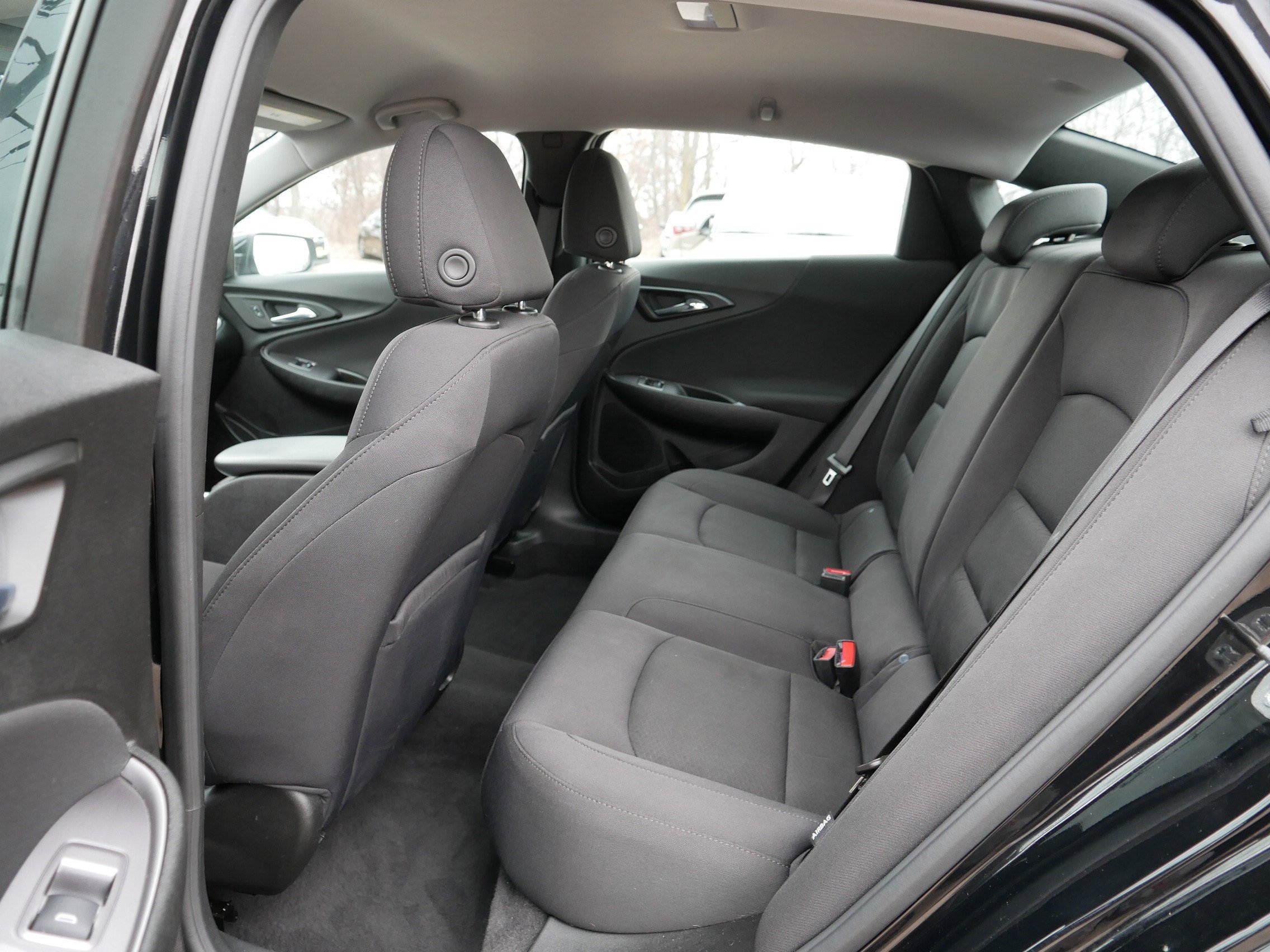 Used 2022 Chevrolet Malibu RS image 36