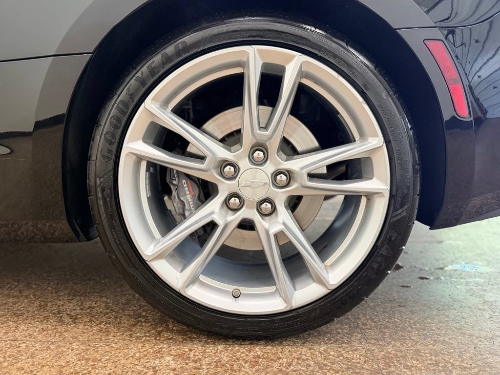 Used 2023 Chevrolet Camaro SS RWD image 20