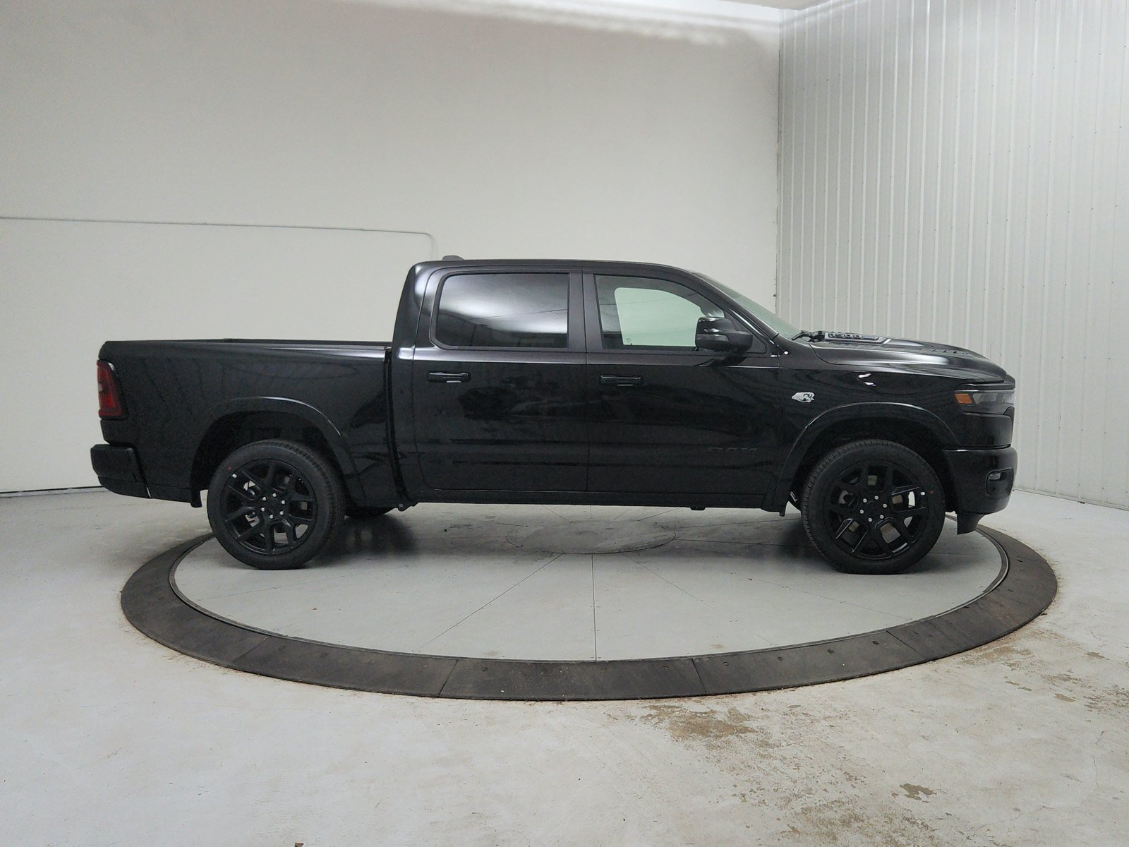 New 2026 RAM 1500 Laramie w/ Night Edition AWD/4WD image 9
