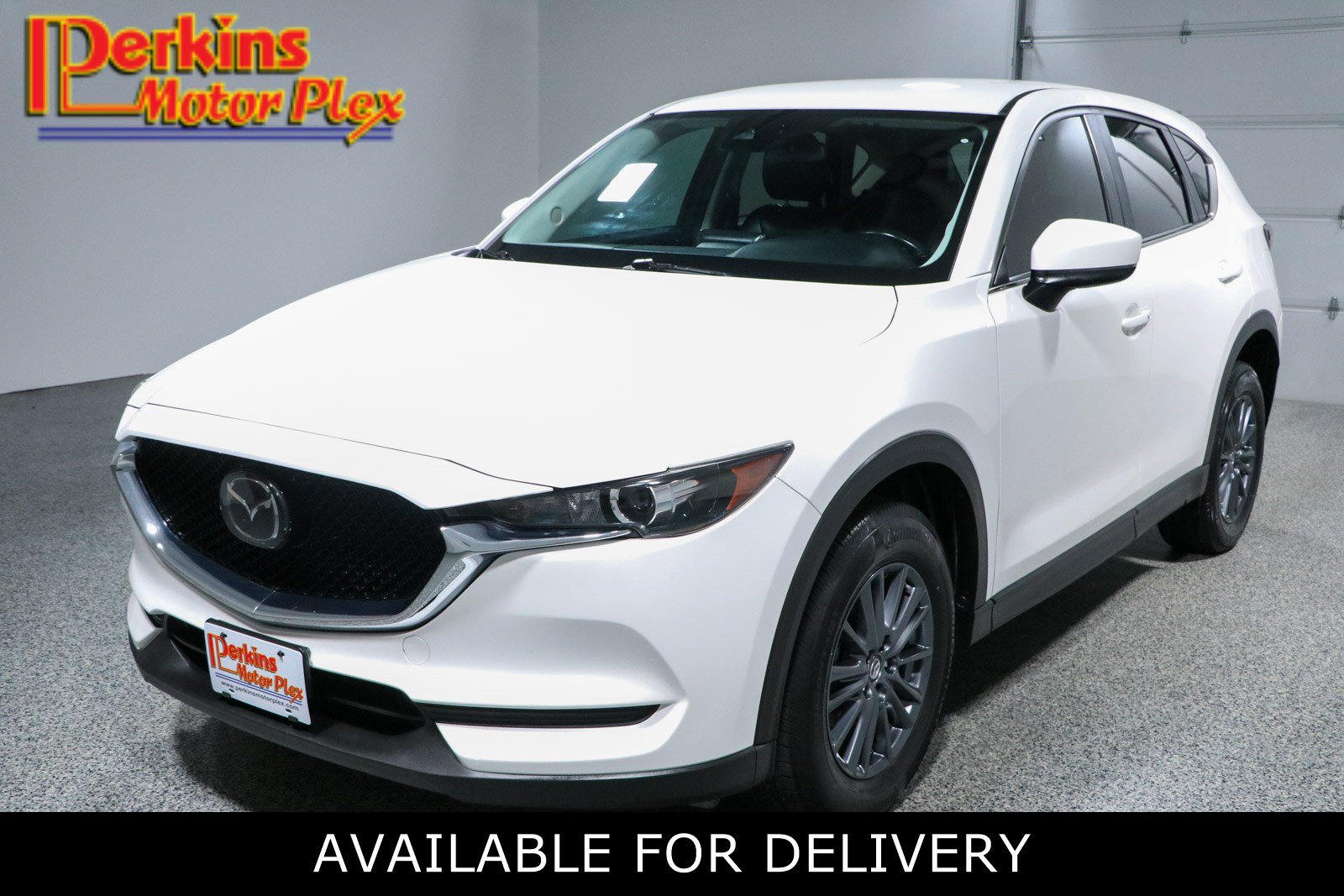 Used 2020 MAZDA CX-5 Touring FWD image 1