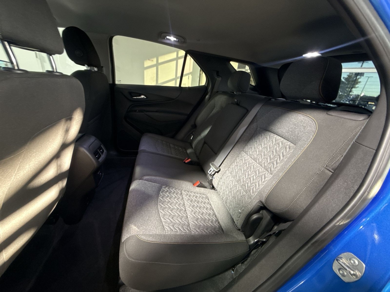 Used 2024 Chevrolet Equinox LT FWD image 25