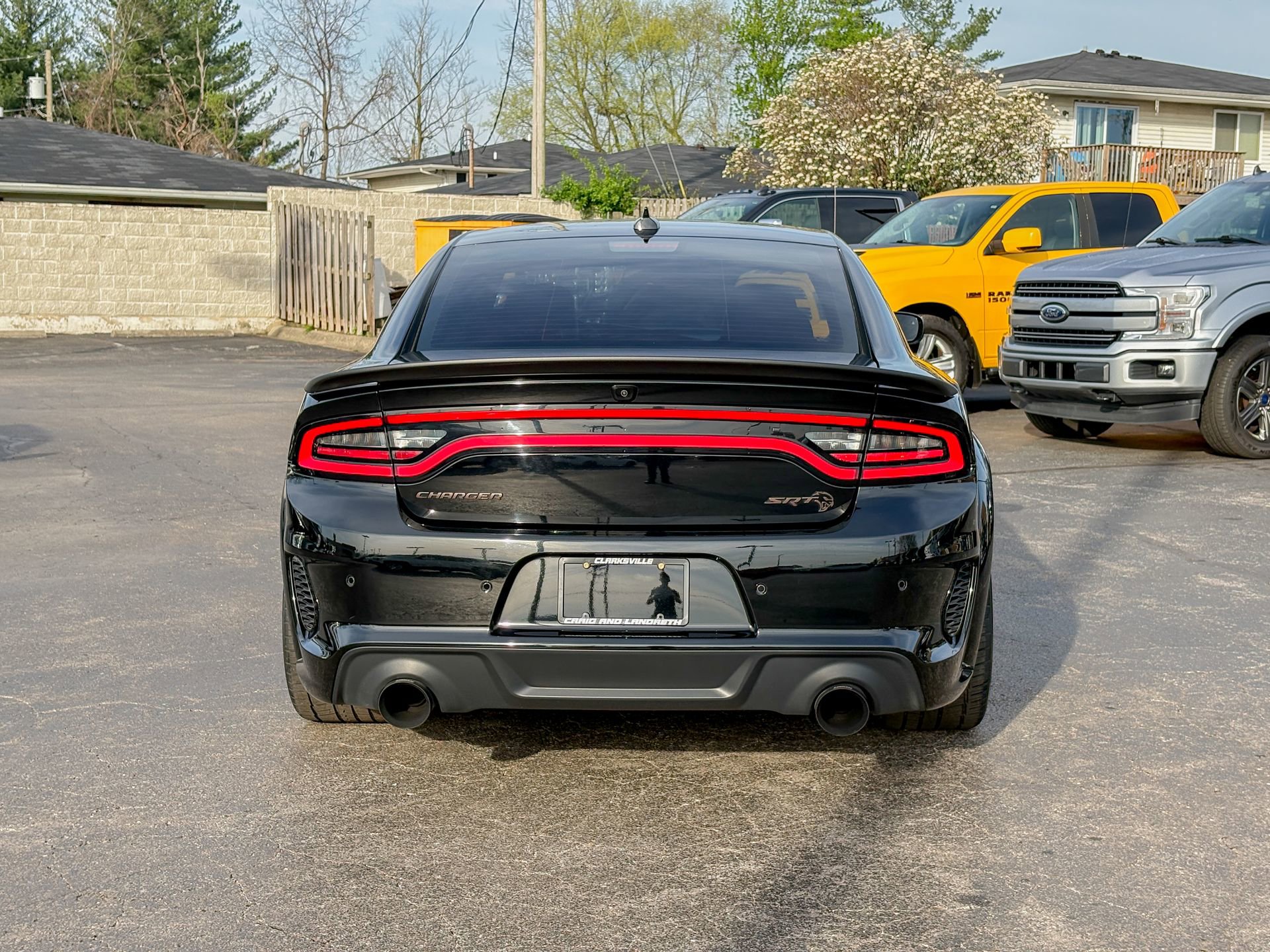 Used 2022 Dodge Charger SRT Hellcat w/ Carbon/Suede Interior Package RWD image 15