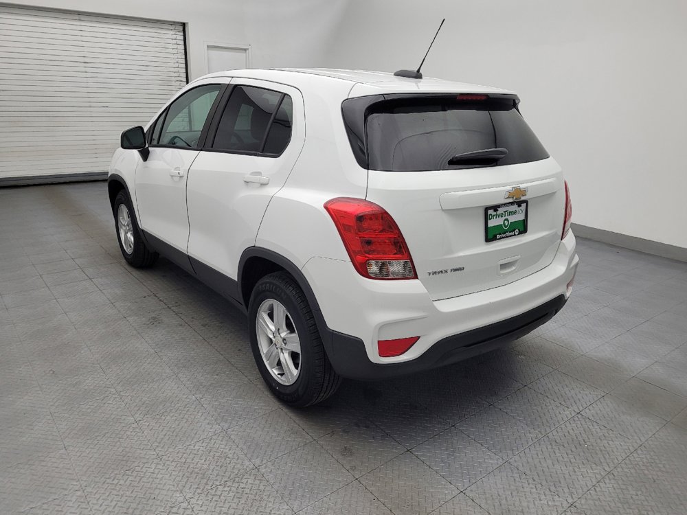 Used 2020 Chevrolet Trax LS w/ Tint and Cruise Package AWD/4WD image 5