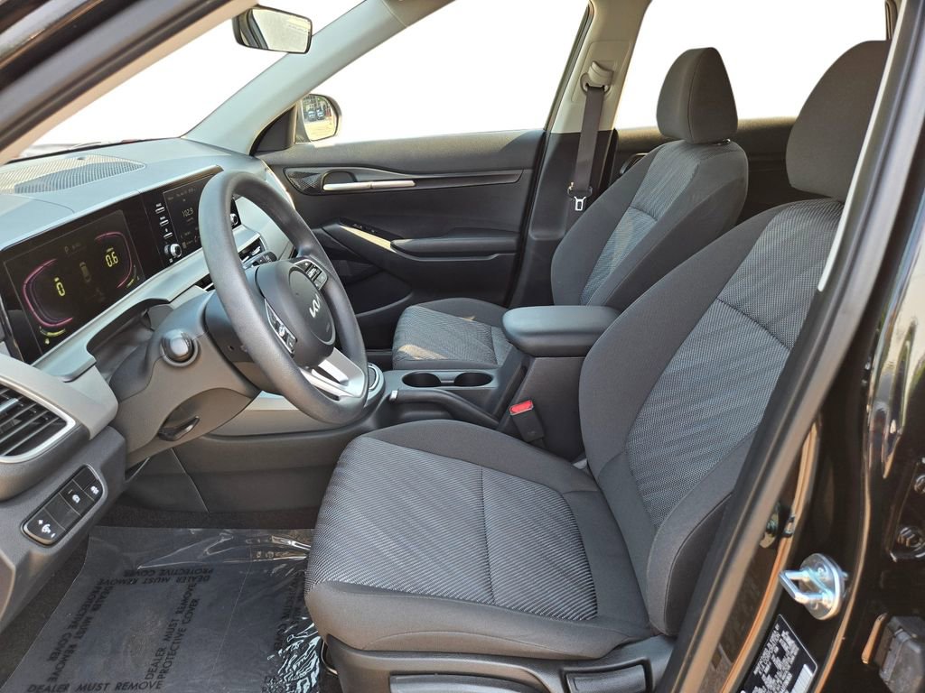 Certified 2026 Kia Seltos LX FWD image 17