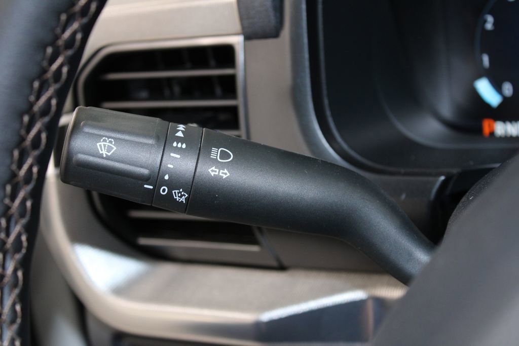 New 2025 Ford F150 Lariat w/ Equipment Group 502A High image 37