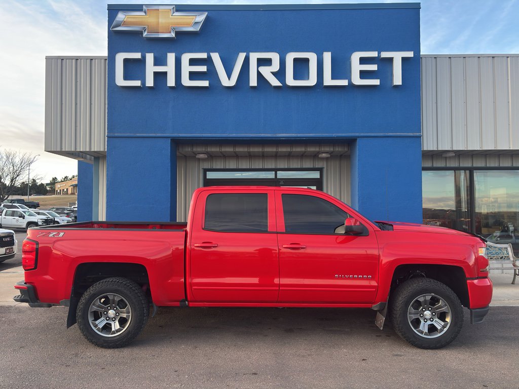 Used 2018 Chevrolet Silverado 1500 LT w/ All Star Edition image 5