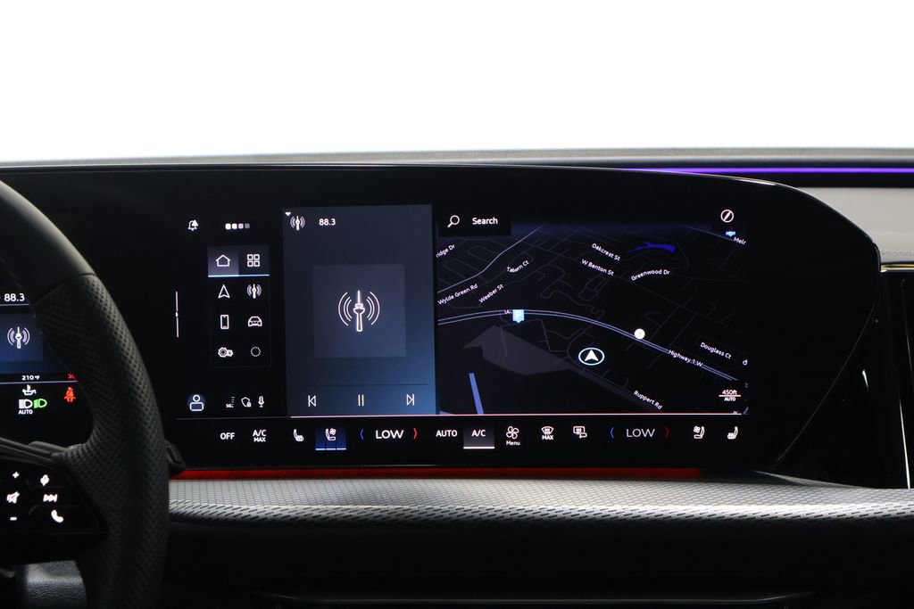 Used 2025 Audi SQ5 Prestige w/ Prestige Package AWD/4WD image 19