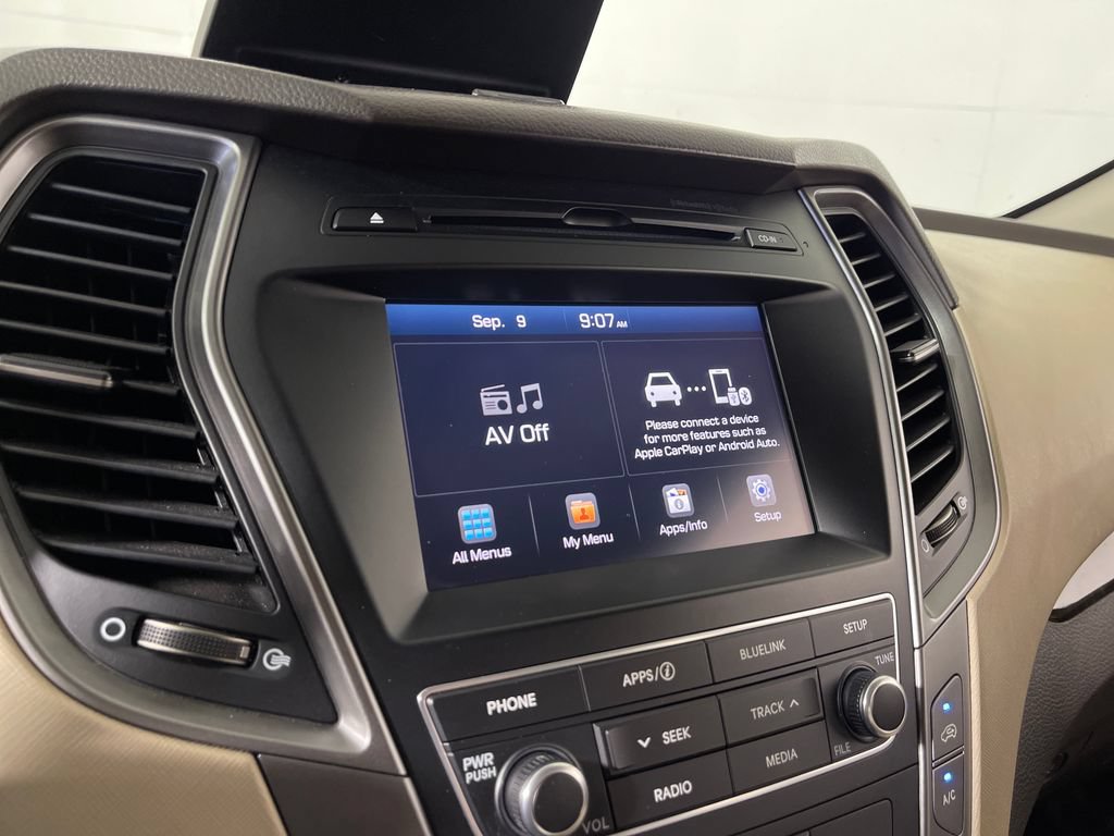 Used 2017 Hyundai Santa Fe Sport FWD image 22