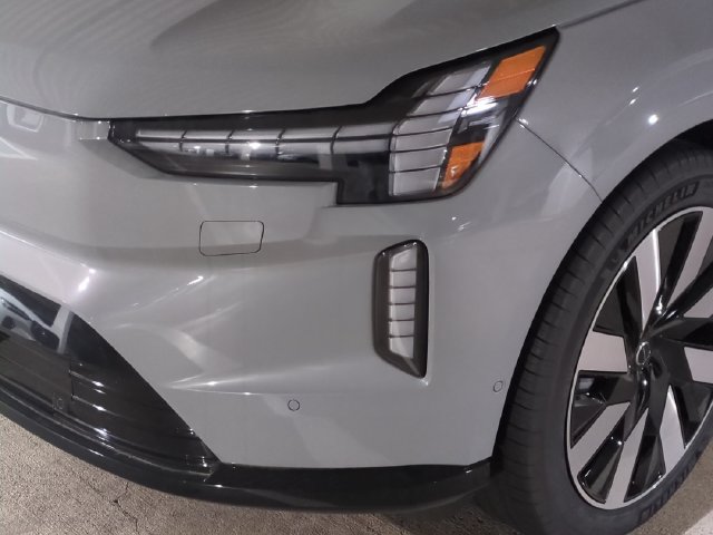 New 2026 Volvo EX90 Ultra AWD/4WD image 9