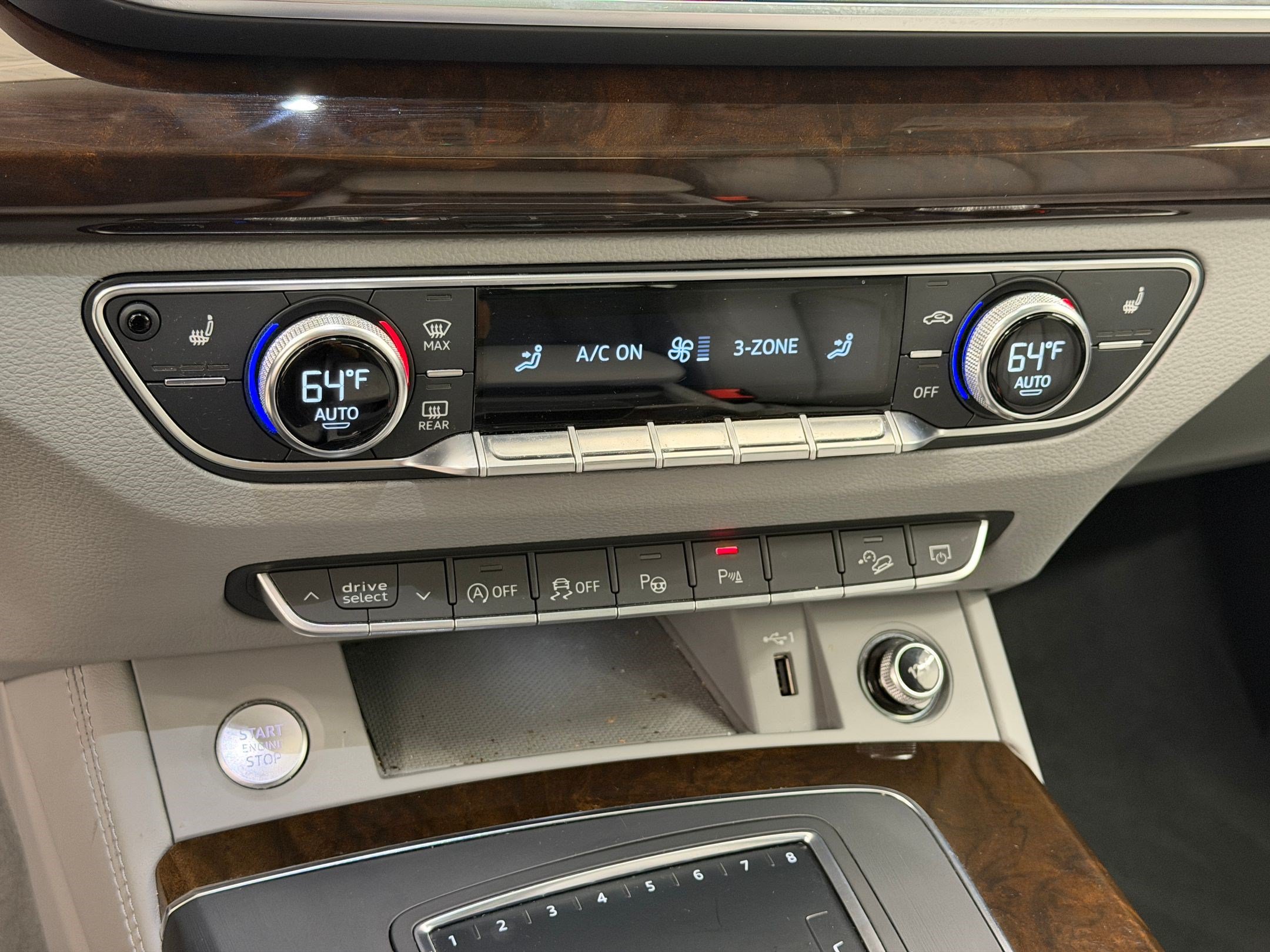 Used 2019 Audi Q5 Prestige w/ Prestige Package AWD/4WD image 17