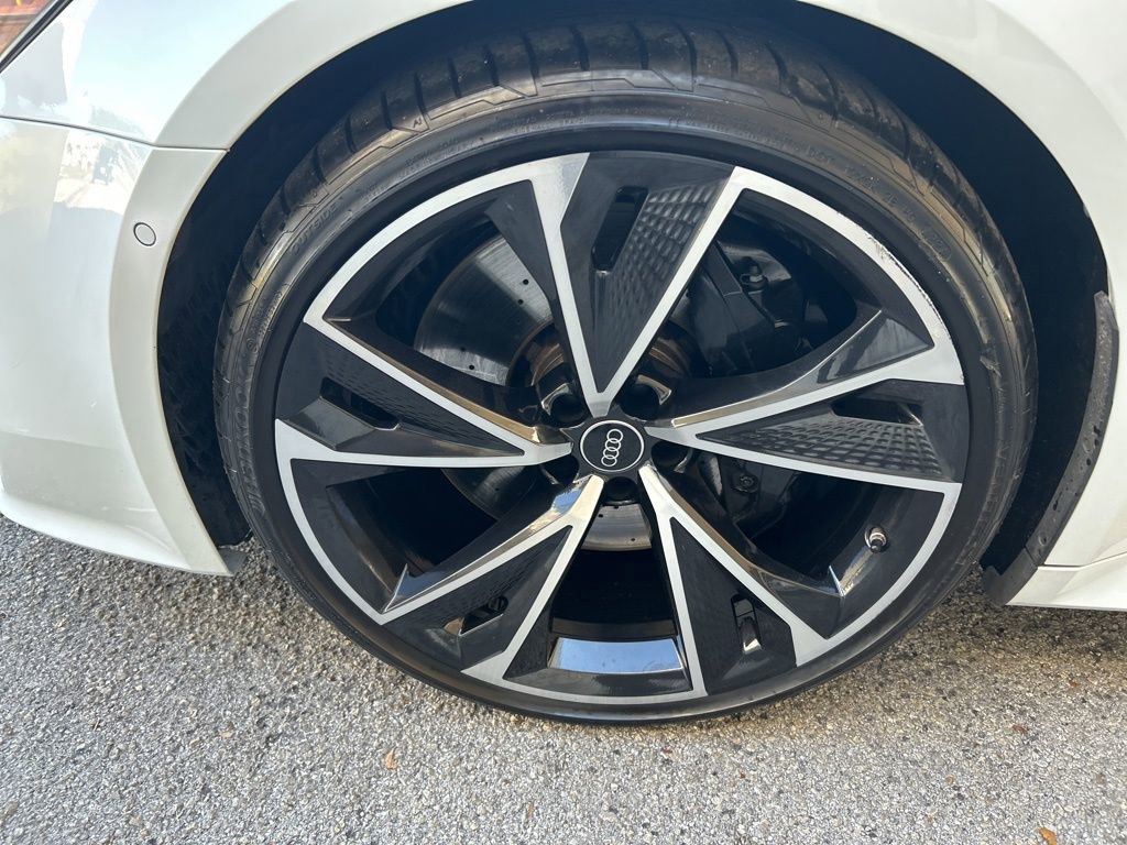 Used 2022 Audi RS 7 Sportback w/ Black Optic Package image 16